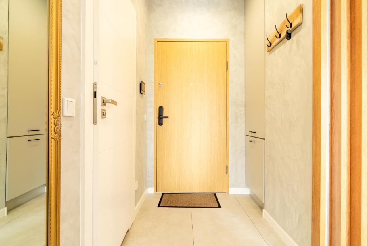 Appartement Apartamentysnu, Wola Premium Ii Z Parkingiem Warschau